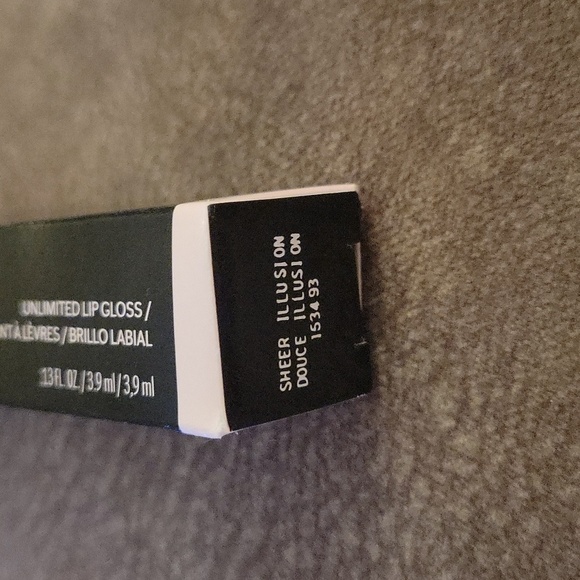 3/$30 Mary KAY Sheer Illusion Unlimited Lip Gloss - Picture 2 of 4